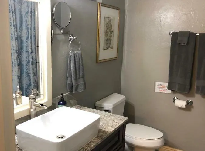Ramsey Canyon Apartment